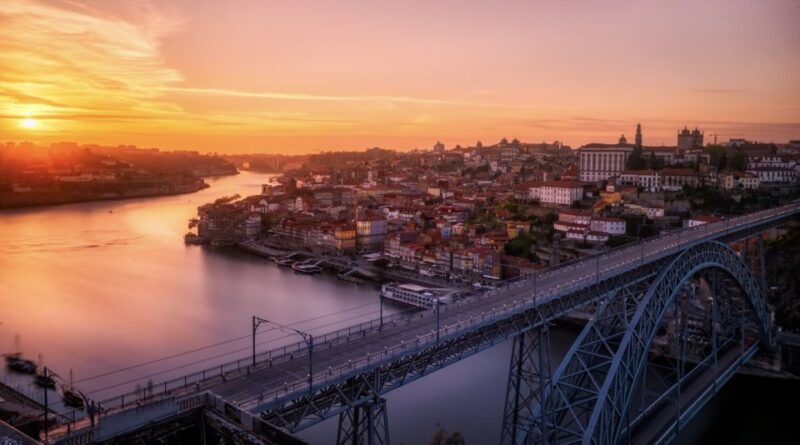 Porto: Premium Portuguese Food Tour and Sightseeing - Practical Information: Meeting Point and Accessibility