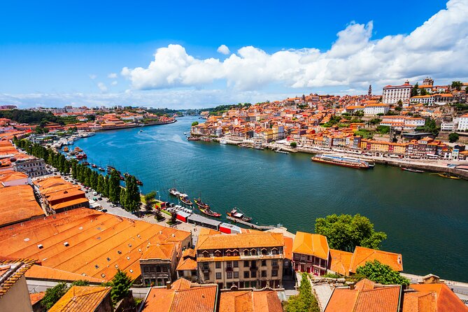Porto Private 2-Hour Custom Sightseeing Experience - Key Points