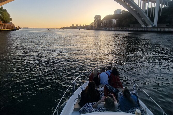 Porto: Private 6 bridges tour, Douro river with sunset option - Who Will Appreciate This Tour Most?