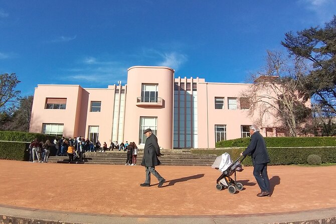 Porto private afternoon tour, discover the most iconic attractions - Visiting the Porto Cathedral’s Gothic and Romanesque Features