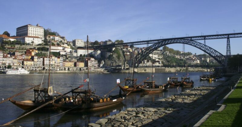 Porto: Private Bike Tour with a Local Guide - The Rich Heritage of Bridges and Museums