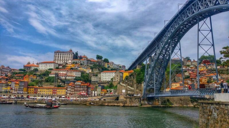 Porto: Private City Highlights Tour - Discover the Best of Porto in 2 Hours with a Private Guide