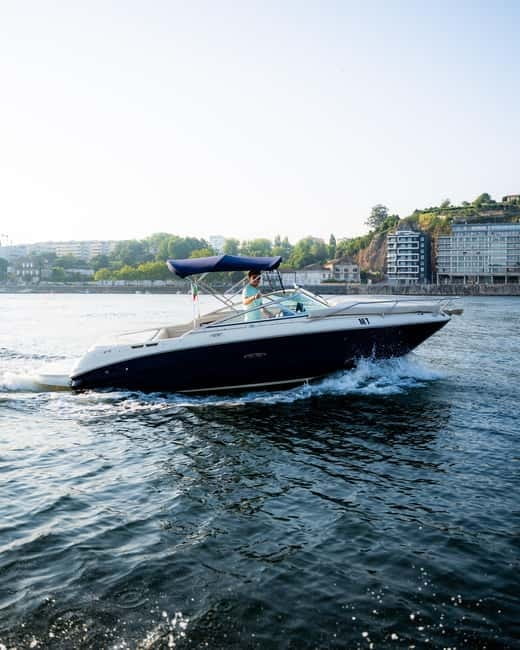 PORTO: Private Cruise on Douro - up to 6 people-2/3 hour - Porto’s Bridges and Riverside Architecture from the Water