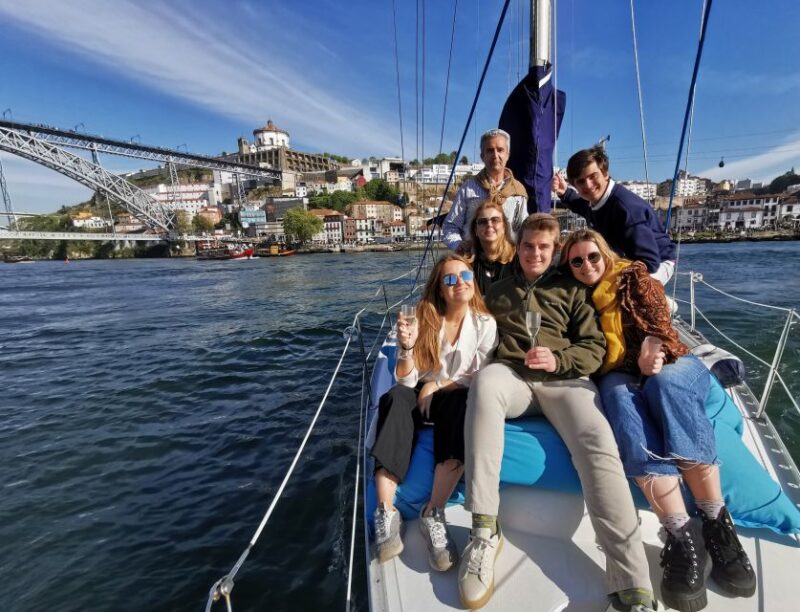 Porto: Private Douro River Charming Cruise w/wine tasting 8p - Key Points