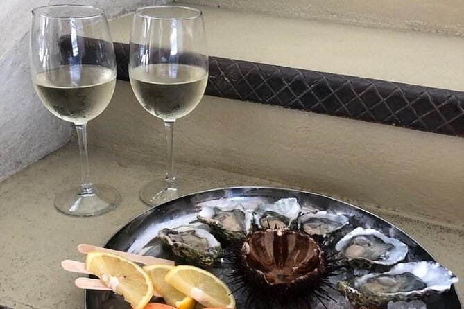 Porto Private Gourmet Food & Wine Historic Tour with a Sommelière - Key Points