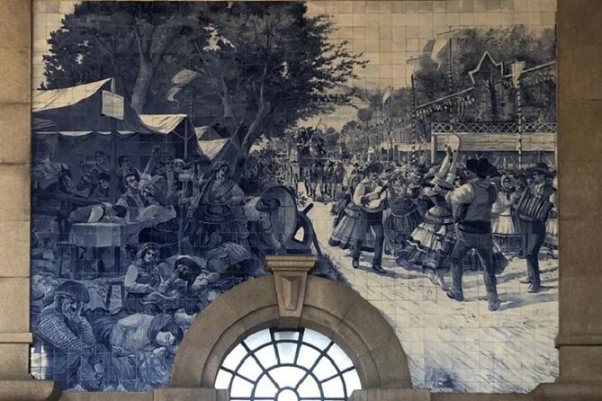 Porto Private Gourmet Food & Wine Historic Tour with a Sommelière - Culinary Highlights: Petiscos and Wine Pairings