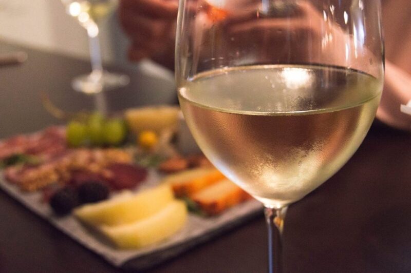 Porto: Private Guided Wine-Tasting Tour - Sampling Douro and Porto Wines: A Flavor Journey