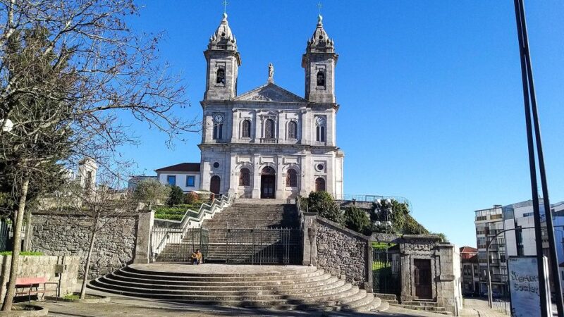 Porto private morning Tour, see the most iconic attractions - Sampling Porto’s Flavors and Sights from a Café