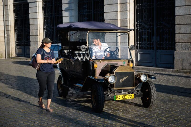 Porto: Private Tour of the Historic City in a Ford T Car - The Role of the Private, Multilingual Guide