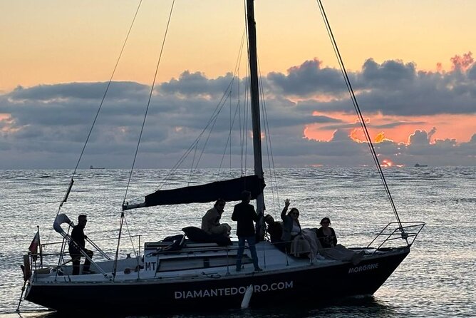 Porto: Private tour on vintage sailboat with sunset option - What Makes This Porto Sailboat Tour Stand Out