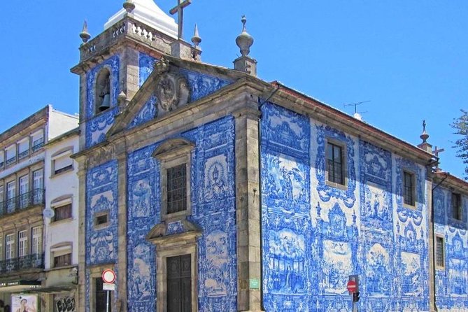 Porto Private Tour with Wine Tasting in Gaia from Lisbon - Free Time at Cais da Ribeira for Photos and Strolling