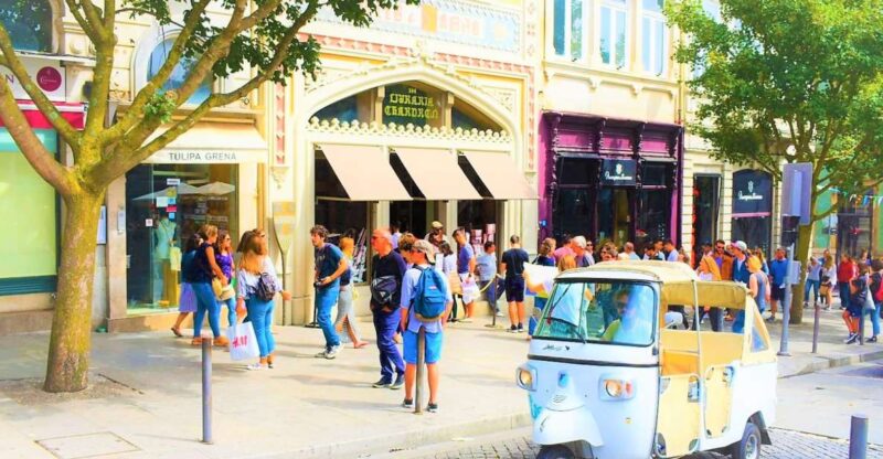 Porto: Private Tuk-Tuk Tour with Short Walks and Wine - Navigating Porto’s Narrow Streets in a Modern Electric Tuk-Tuk