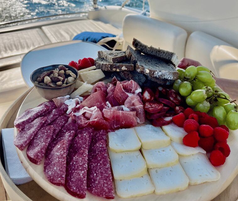 Porto: Private Yacht Tour with Wine, Snacks & 6 Bridges - The Expertise of the Guides and Crew