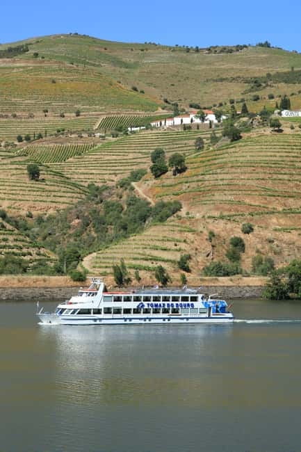 Porto/Regua/Porto (and reverse): Douro River Cruise + Lunch - The Route: Porto to Regua and Reverse Options