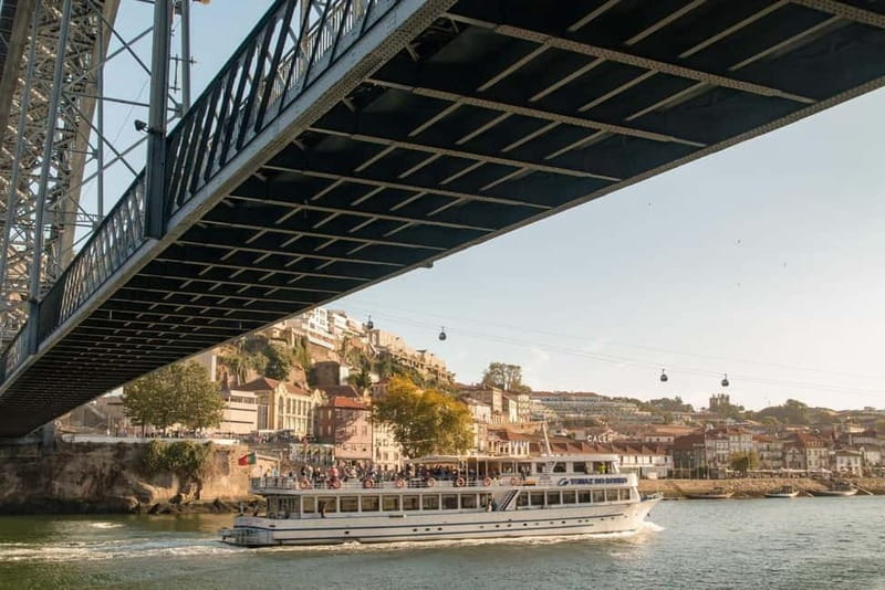 Porto/Regua/Porto (and reverse): Douro River Cruise + Lunch - Porto’s Douro River Dinner Cruise: The Bottom Line