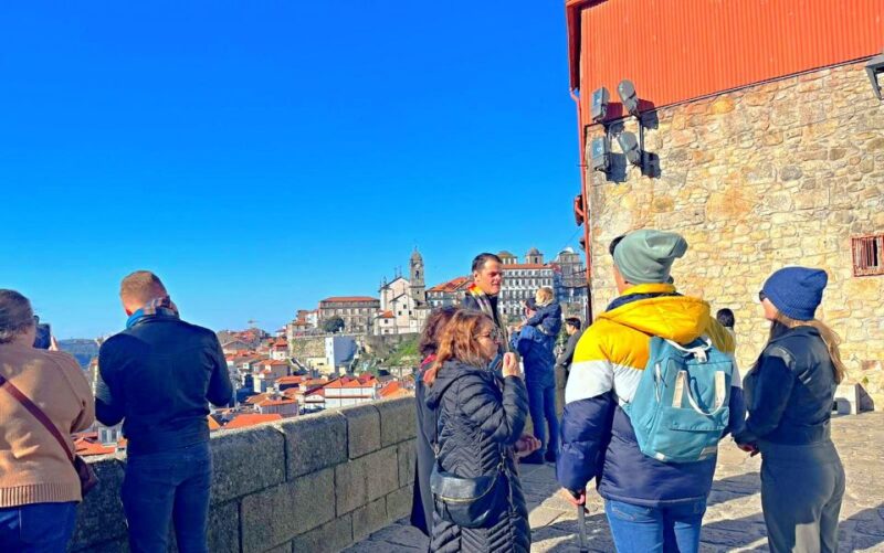 Porto Ribeira and highlights Private Walking Tour - Key Points
