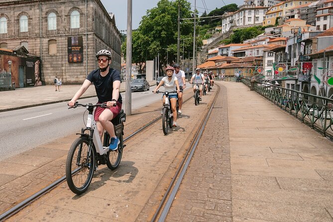 Porto Riverbank E-Bike Tour - Atlantic Coast, Gardens - Discovering Porto’s Discoveries at Jardim Calém