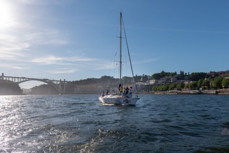 Porto: Romantic Sailboat Cruise - Porto: Romantic Sailboat Cruise – A Private 2-Hour Journey on the Douro River