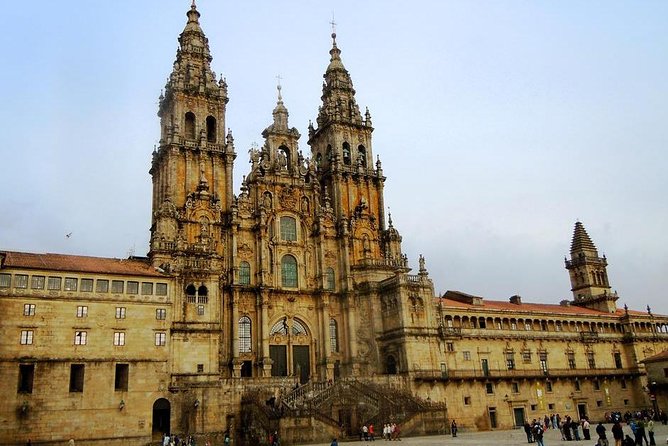 Porto: Santiago de Compostela and Valença do Minho Day Trip - Starting in Porto: Meeting Point and Departure Details
