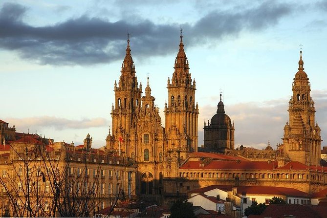 Porto: Santiago de Compostela and Valença do Minho Day Trip - Walking the Camino Path and Visiting Santiago’s Cathedral