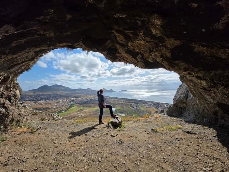 Porto Santo: Guided 2.5-hour Ana Ferreira Peaks & Caves Hike - Discover Porto Santo on a 2.5-Hour Guided Hike to Pico Ana Ferreira
