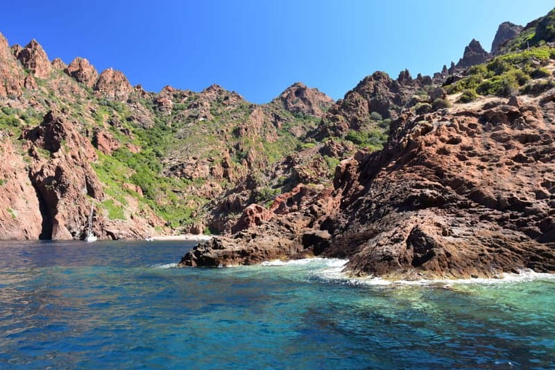 Porto: Scandola Nature Reserve and Creeks of Piana Boat Tour - Exploring the Creeks of Piana with Red Granite Cliffs