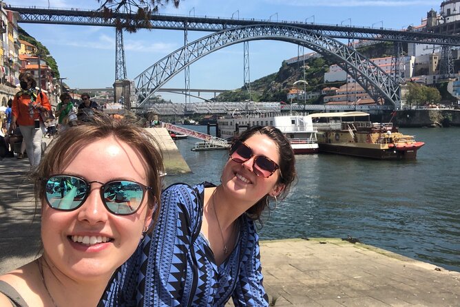 Porto Scavenger Hunt and Sights Self-Guided Tour - Ease of Use and Multilingual Support