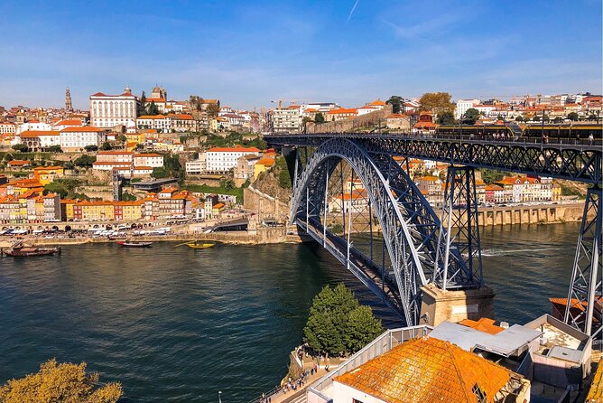 Porto Scavenger Hunt and Sights Self-Guided Tour - Notable Stops: From Porto’s Historic Center to Hidden Corners