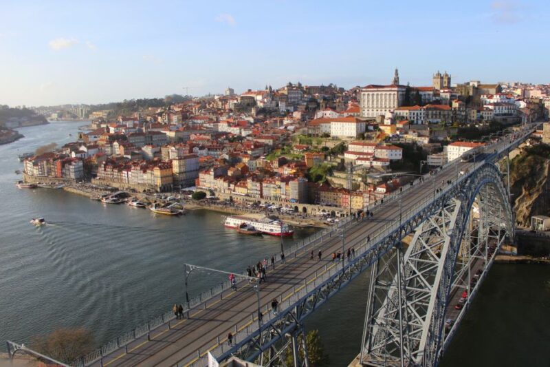 Porto: secrets of Vila Nova de Gaia, a self-guided city game - Key Points