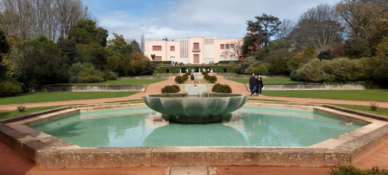 Porto: Serralves Gardens Art and Architecture Walking Tour - Uncover the Artistic and Architectural Wonders of Serralves Gardens in Porto