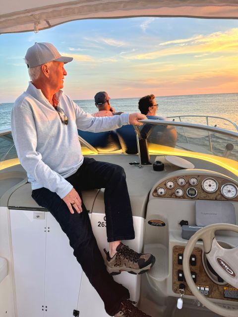 Porto SHARED Boat: Bridges, River Mouth & SUNSET w/ DRINKS - Setting Sail from Afurada Marine Door in Porto