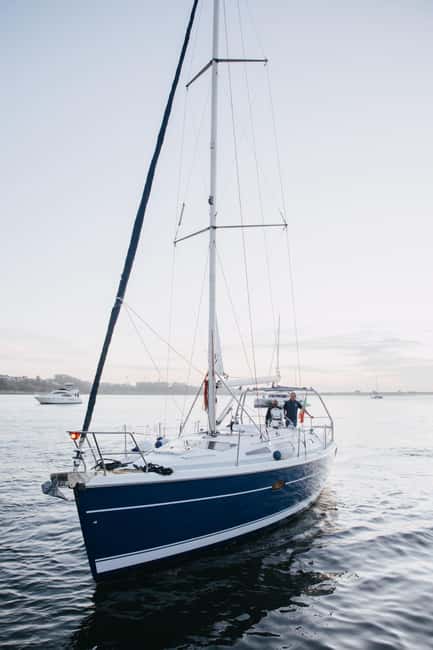 Porto: Sunset Cruise with Welcome Drink in a Sailboat - Who Will Love This Sunset Cruise