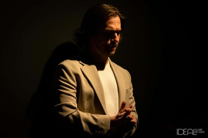 Porto: The highest-rated traditional fado concert (downtown) - Sampling Authentic Portuguese Guitar and Other Instruments