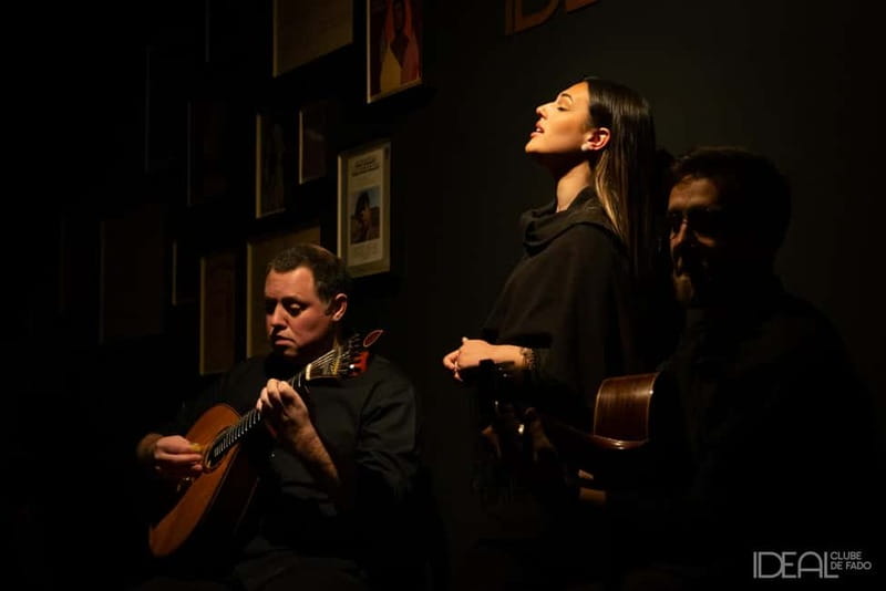 Porto: The highest-rated traditional fado concert (downtown) - Practical Details and Accessibility