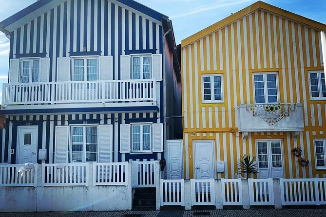 Porto to Lisbon Up to 4 Stops: Aveiro, Nazare, Fatima & Obidos - Seamless Transfer with Expert Guides