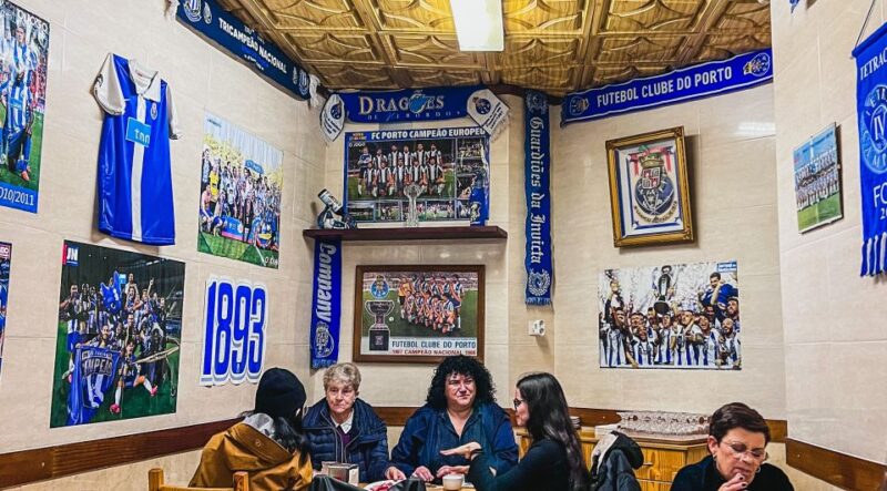 Porto: Walking Dinner Tour with Family-Owned Restaurants - Authentic Portuguese Dishes: Caldo Verde, Francesinha, and Bifana