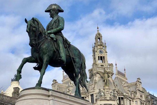 Porto Walking Tour - Practical Details: Meeting Point and Group Size