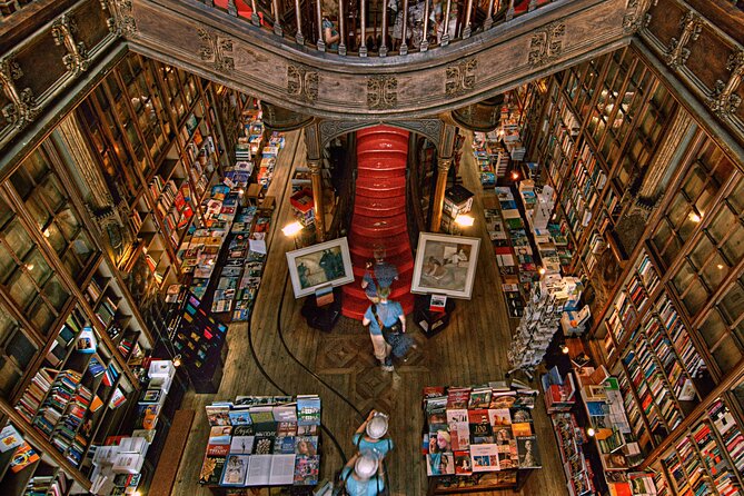 Porto Walking Tour, Lello Bookshop, River Cruise and Cable Car - Convenient Meeting Points and Group Size