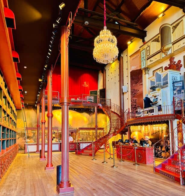 Porto: Walking Tour of Douro's 2 Riversides w/ Wine Tasting - Crossing the Douro River by Water Taxi to Vila Nova de Gaia