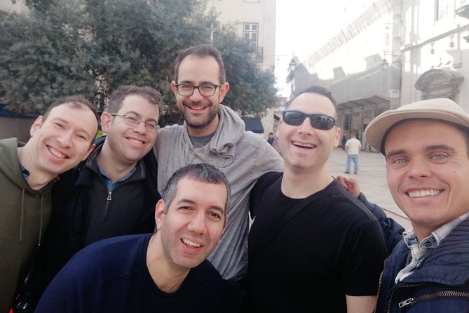 Porto Walking Tour - The Perfect Introduction to the City - Visiting Praça Gomes Teixeira and Universidade do Porto