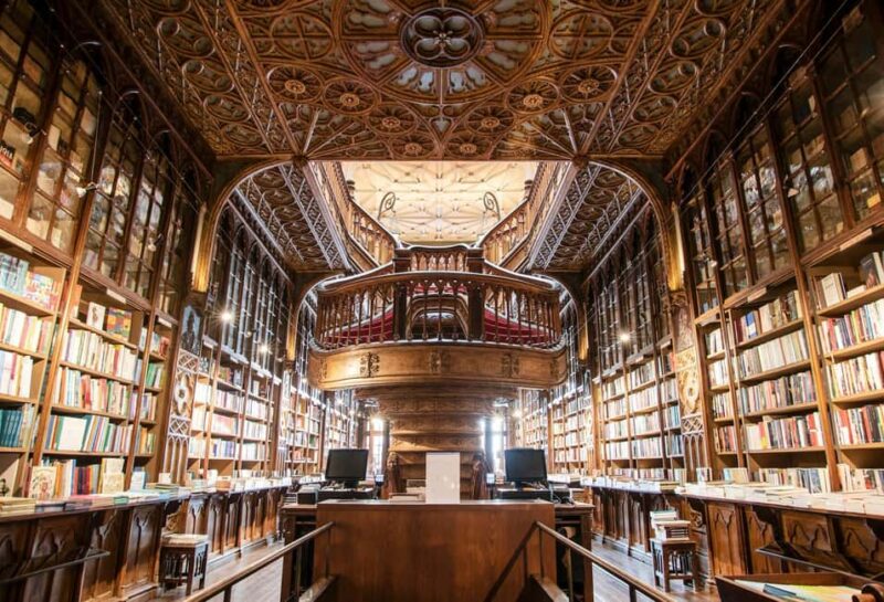 Porto: Walking Tour Through History, Culture & Amazing Views - Key Points