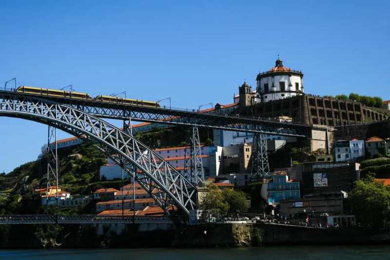 Porto: Walking Tour Through History, Culture & Amazing Views - Porto Cathedral and Porto City Hall