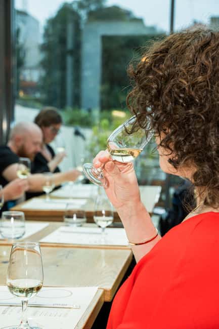 Porto Wine Tasting Experience with Portuguese Tapas Plate - Accessibility and Practical Details