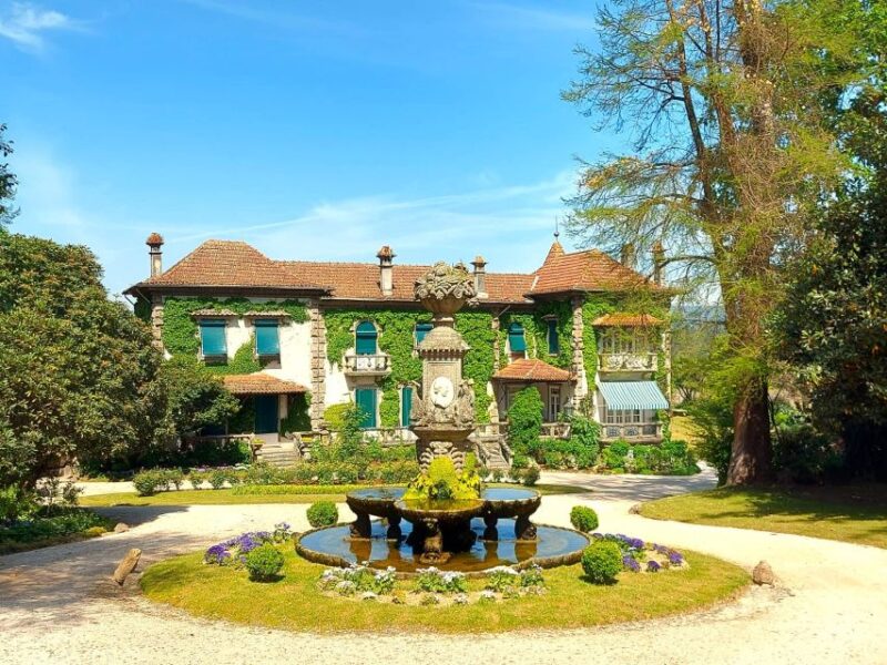 Porto: Wine Tastings (Green Wine) & Tradicional Lunch - Exploring the Gardens with Centenary Trees and Lakes