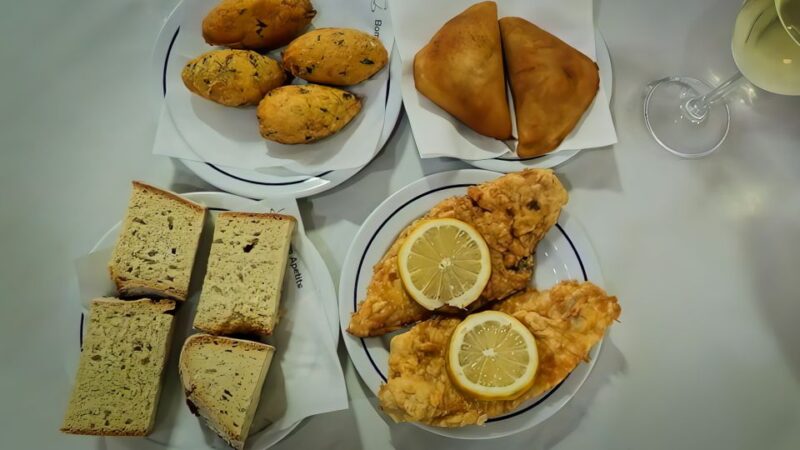 Porto: Wine Tour & One Hour Fado Show | All Included - Exploring Porto’s Historic Café Scene