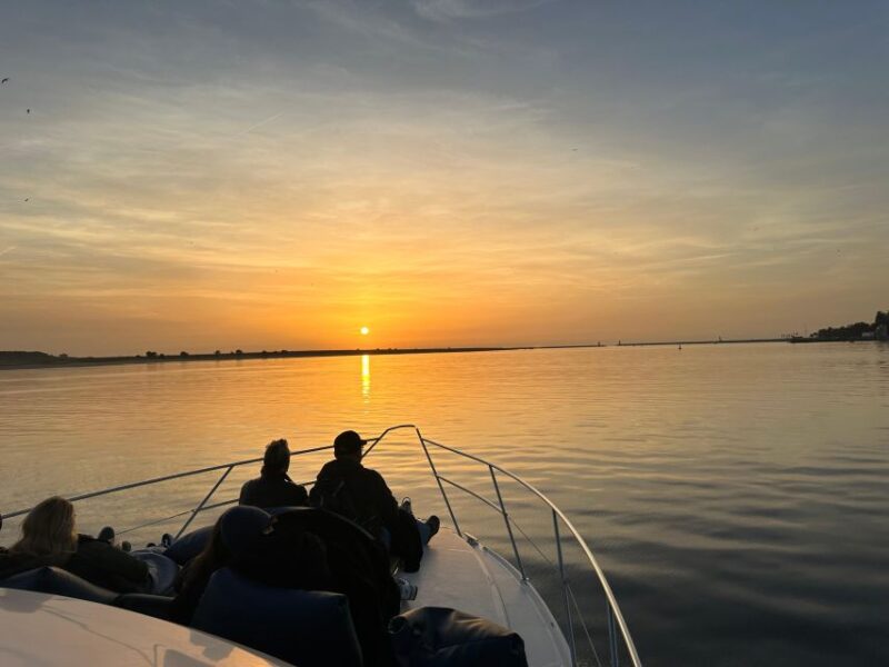 Porto:Douro River 6 Bridges tour amazing yatch, Port wine - Panoramic Views of Porto and Vila Nova de Gaia