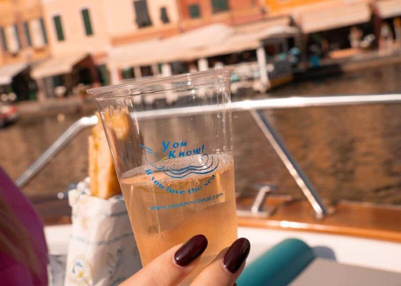 Portofino: Small-Group Boat Tour to San Fruttuoso & Camogli - Onboard Snacks and Beverages