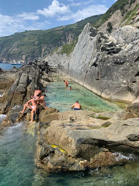 Portovenere: Cinque Terre Cruise with Lunch & Drinks - Secret Swimming and Snorkeling Stops in Crystal Waters