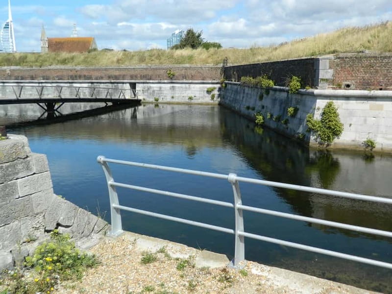 Portsmouth: Old Portsmouth Guided Walk - The Unique Appeal of This Portsmouth Tour