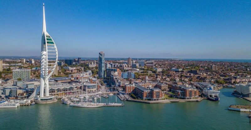 Portsmouth: Spinnaker Tower Ticket - The Experience of the Glass Sky Walk